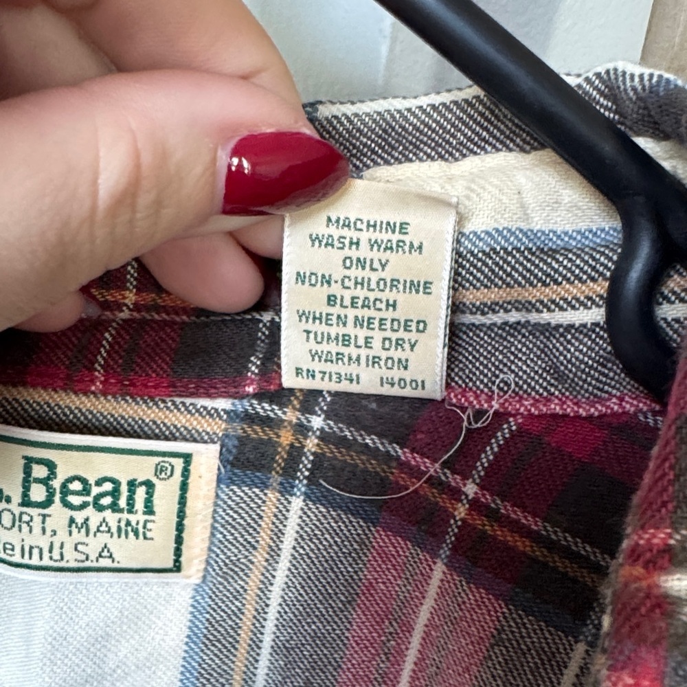 Vintage 1995 L.L. Bean Red and Cream Checkered Shirt plaid - Picture 4 of 7